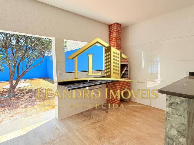 Casa para Venda em Aparecida de Goiânia - 2