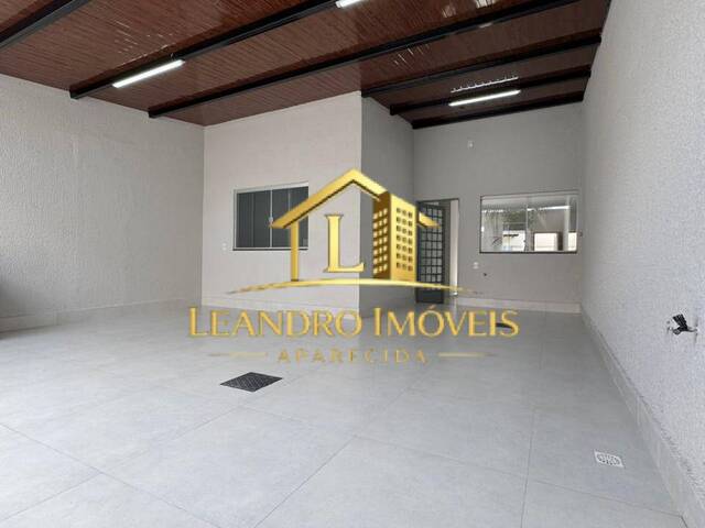Casa para Venda em Aparecida de Goiânia - 2