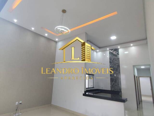 #17 - Casa para Venda em Goiânia - GO - 2