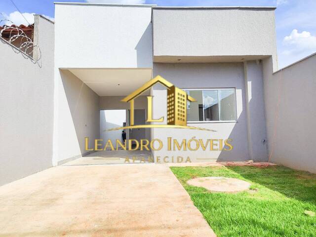 Casa para Venda em Aparecida de Goiânia - 2