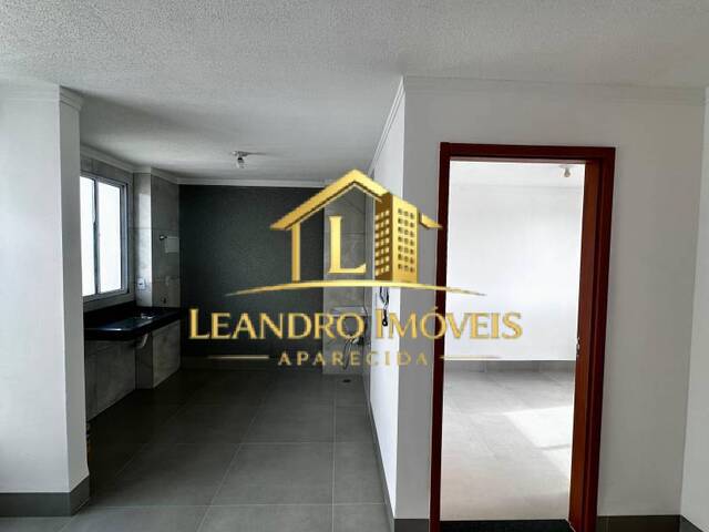 #32 - Apartamento para Venda em Aparecida de Goiânia - GO - 2