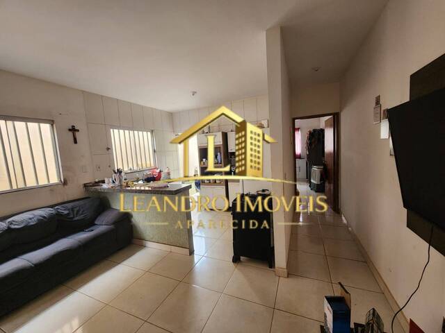 Casa para Venda em Aparecida de Goiânia - 2