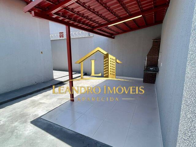 Casa para Venda em Aparecida de Goiânia - 2