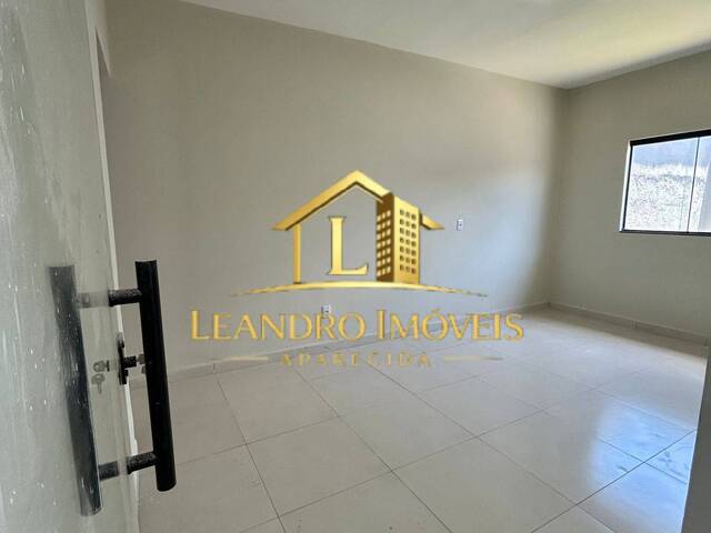 Casa para Venda em Aparecida de Goiânia - 3