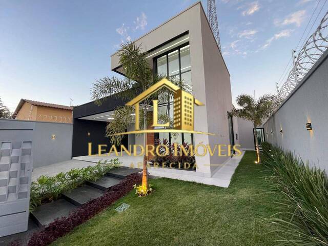 Casa para Venda em Aparecida de Goiânia - 2