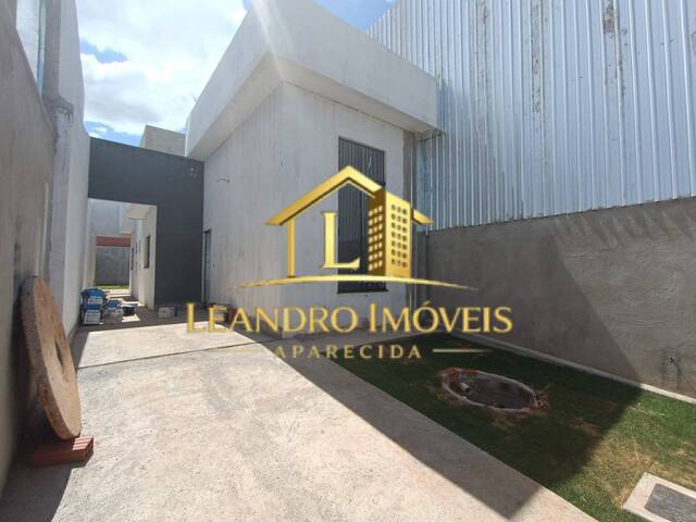 Casa para Venda em Aparecida de Goiânia - 2
