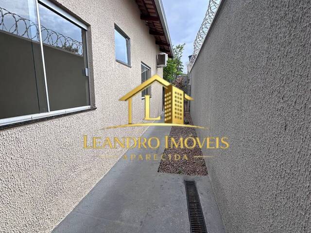 #125 - Casa para Venda em Aparecida de Goiânia - GO