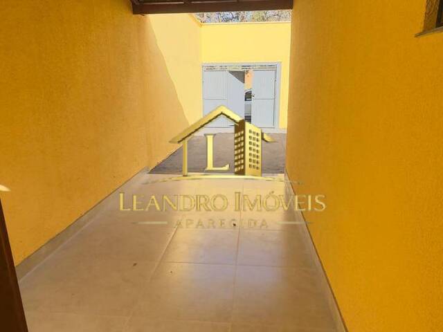 Casa para Venda em Aparecida de Goiânia - 3