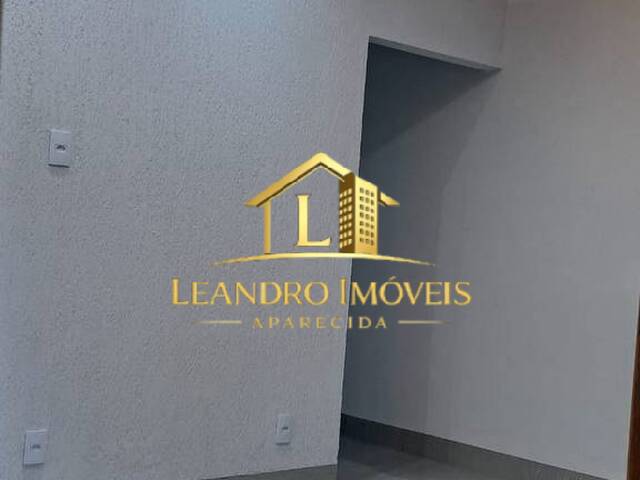 Casa para Venda em Aparecida de Goiânia - 4