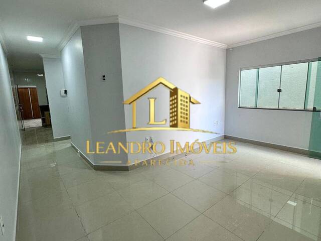 #165 - Casa para Venda em Aparecida de Goiânia - GO