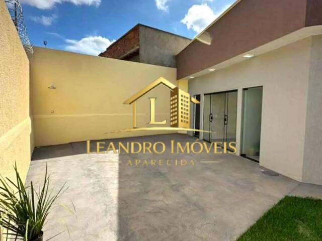 Casa para Venda em Aparecida de Goiânia - 2