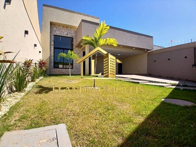 Casa para Venda em Aparecida de Goiânia - 2