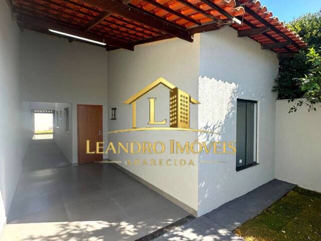 Casa para Venda em Aparecida de Goiânia - 2