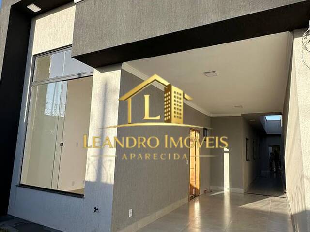 Casa para Venda em Aparecida de Goiânia - 2
