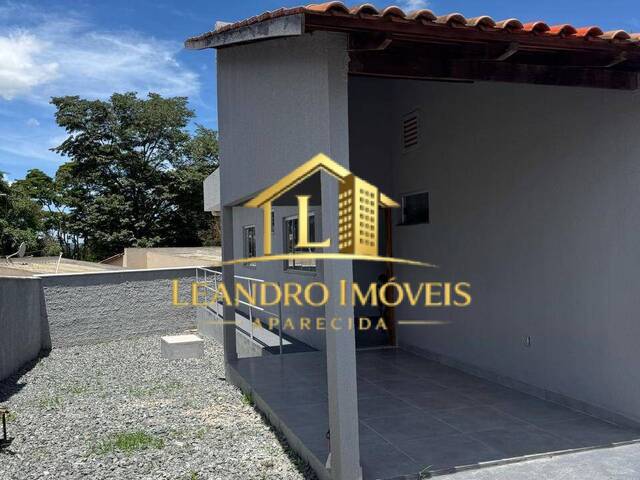 Casa para Venda em Aparecida de Goiânia - 2