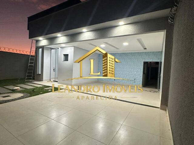 Casa para Venda em Aparecida de Goiânia - 2
