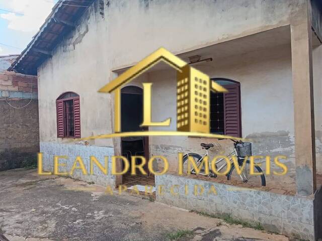 Casa para Venda em Aparecida de Goiânia - 2