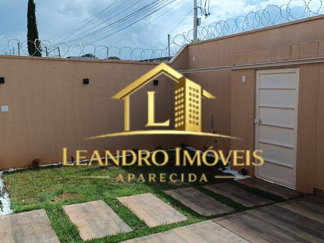 Casa para Venda em Aparecida de Goiânia - 2