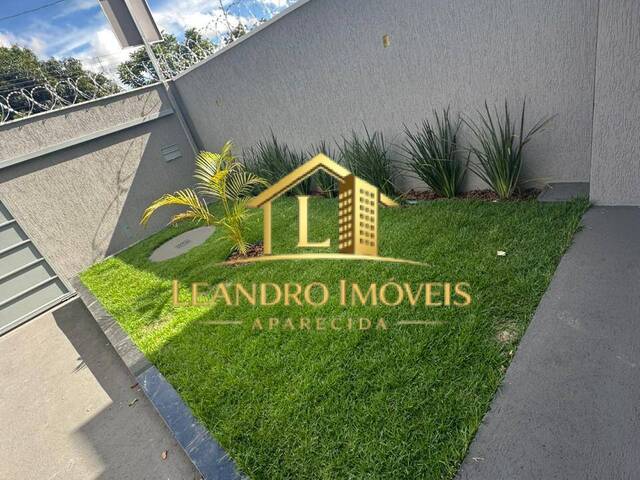 Casa para Venda em Aparecida de Goiânia - 2