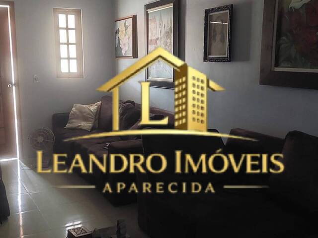 Casa para Venda em Aparecida de Goiânia - 2