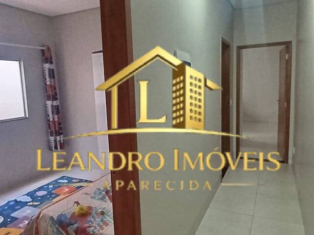 Casa para Venda em Aparecida de Goiânia - 5