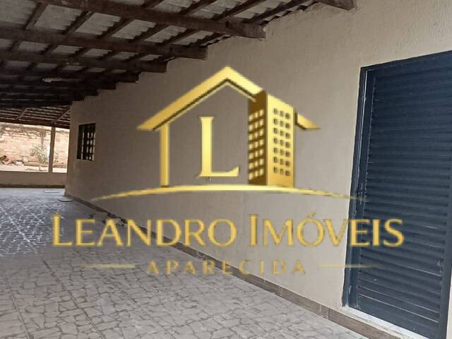 Casa para Venda em Aparecida de Goiânia - 2