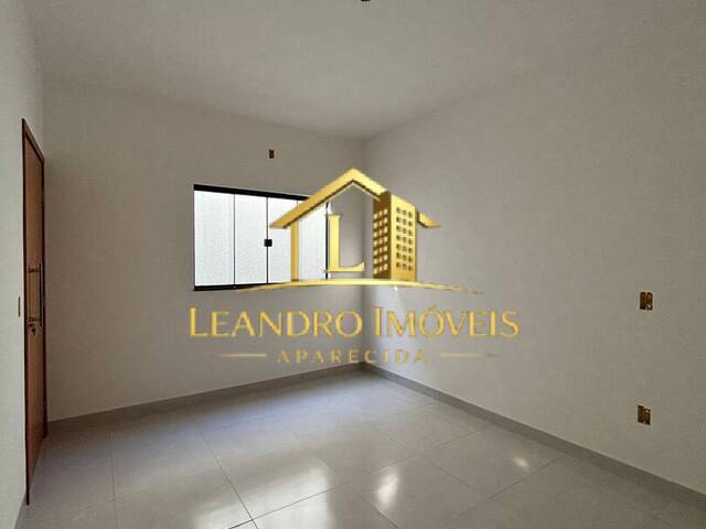 Casa para Venda em Aparecida de Goiânia - 3