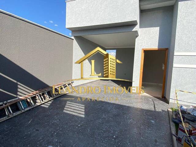 Casa para Venda em Aparecida de Goiânia - 2