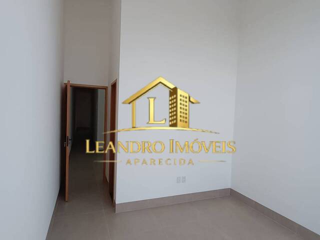Casa para Venda em Aparecida de Goiânia - 3