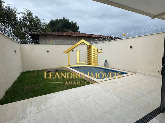 Casa para Venda em Aparecida de Goiânia - 2