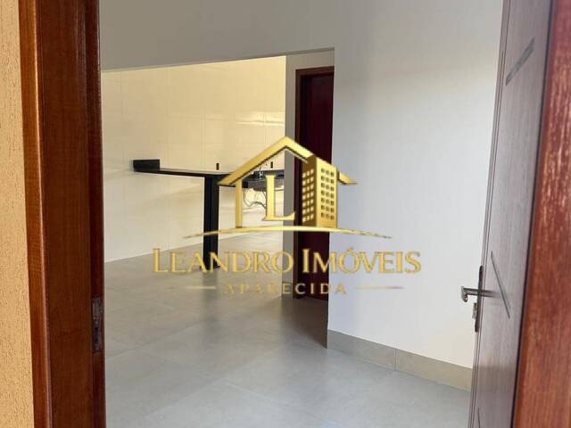 #398 - Casa para Venda em Aparecida de Goiânia - GO