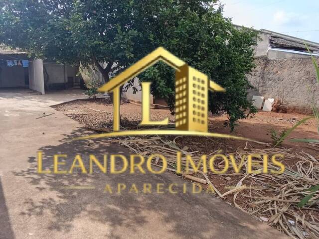 Casa para Venda em Aparecida de Goiânia - 2