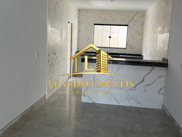 Casa para Venda em Aparecida de Goiânia - 3