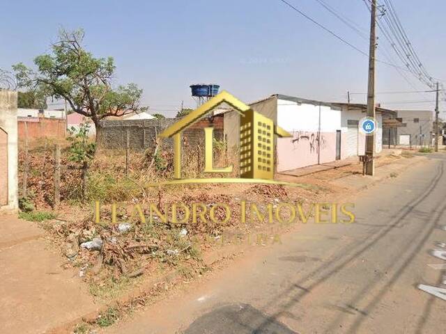 Terreno para Venda em Aparecida de Goiânia - 5