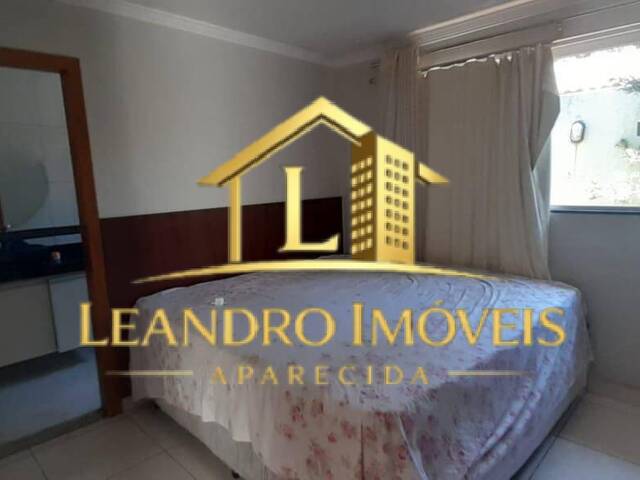 Casa para Venda em Aparecida de Goiânia - 2