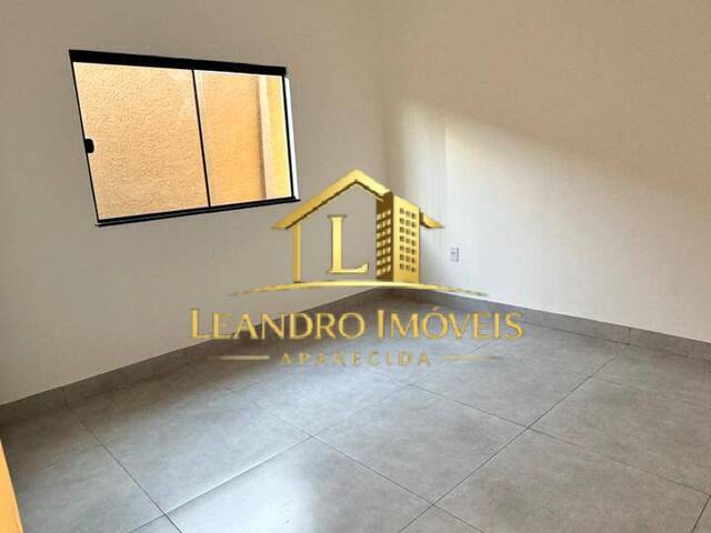 Casa para Venda em Aparecida de Goiânia - 5