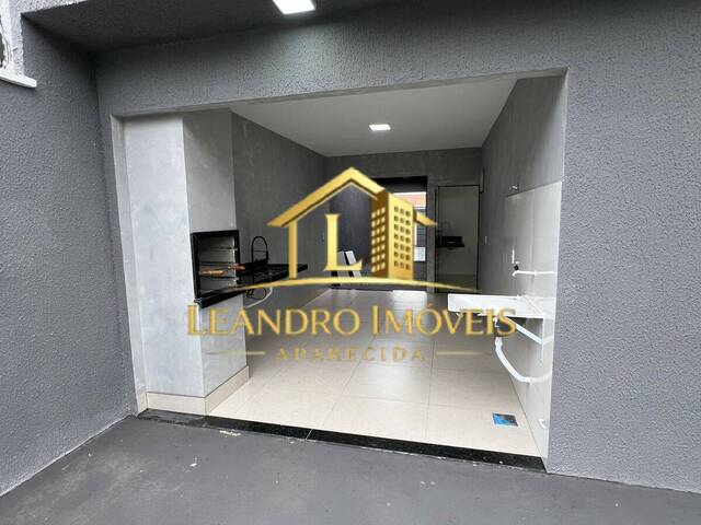 Casa para Venda em Aparecida de Goiânia - 2
