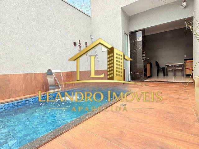 Casa para Venda em Aparecida de Goiânia - 2