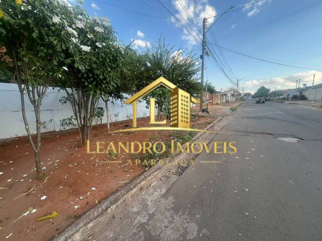 Área para Venda em Aparecida de Goiânia - 2